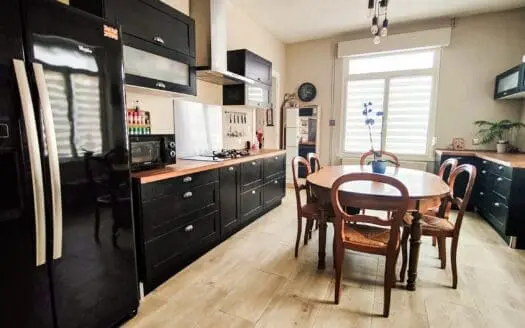 Maison À vendre 4 chambres 136 m²