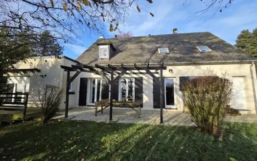 Maison À vendre  5 chambres 194 m²