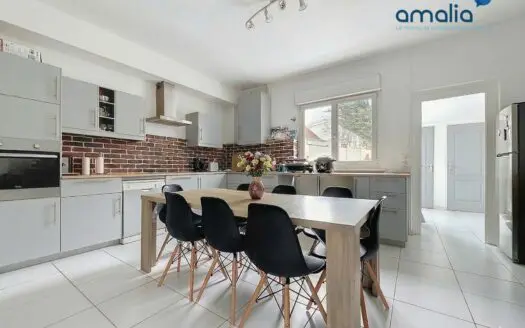 Maison À vendre 3 chambres 109 m²