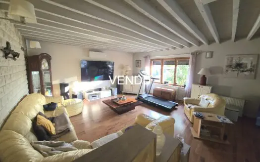 Maison À vendre  4 chambres 170 m²