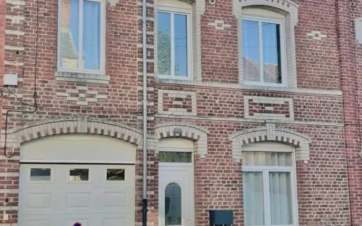 Maison À vendre  5 chambres 158 m²