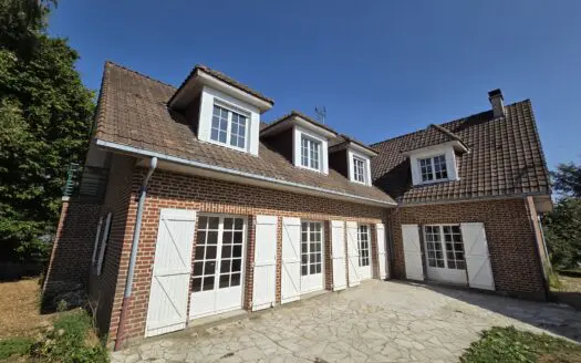 Maison À vendre  5 chambres 279 m²