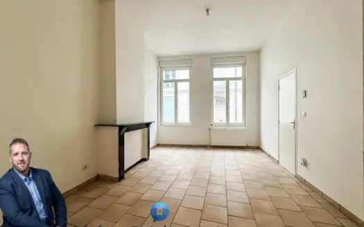 Maison À vendre  4 chambres 150 m²