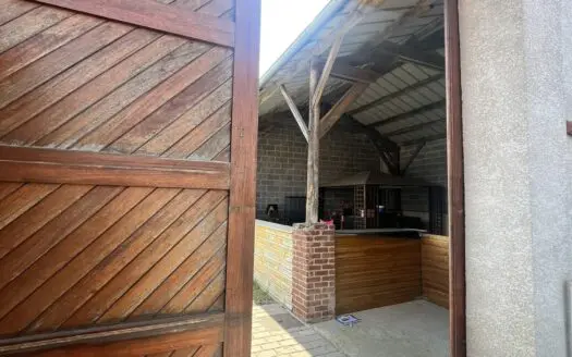 Maison À vendre 4 chambres 266 m²
