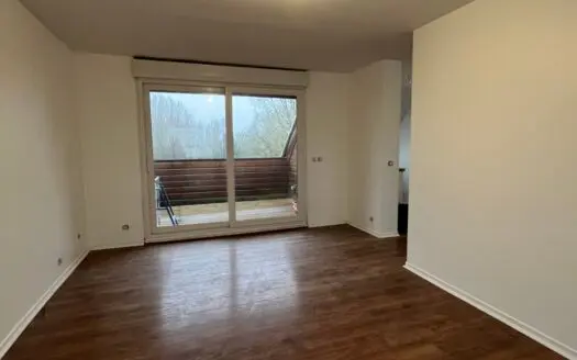 Appartement À louer  2 chambres 88 m²
