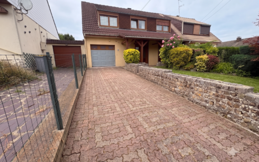 Maison À vendre  4 chambres 125 m²