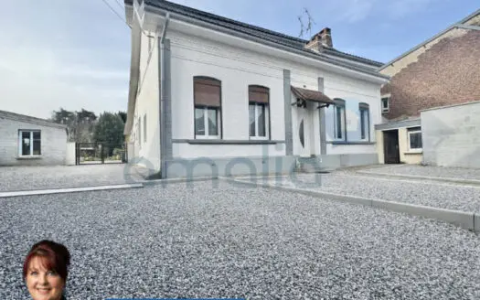 Maison À vendre 6 chambres 215 m²
