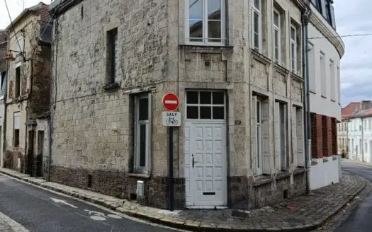 Appartement À vendre  3 chambres 111 m²