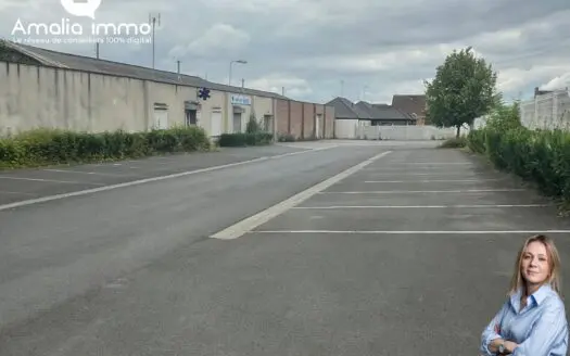 Commerce À vendre 760 m²