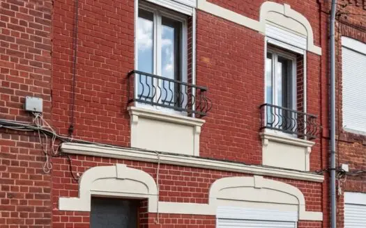 Maison À vendre 2 chambres 90 m²