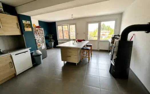Maison À vendre  4 chambres 135 m²