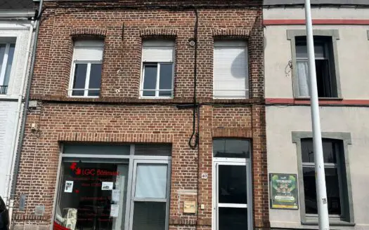 Maison À vendre  4 chambres 153 m²
