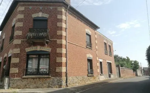 Maison À vendre  4 chambres 176 m²