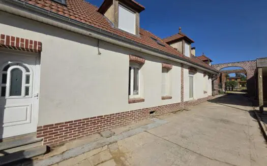 Maison À vendre 4 chambres 190 m²