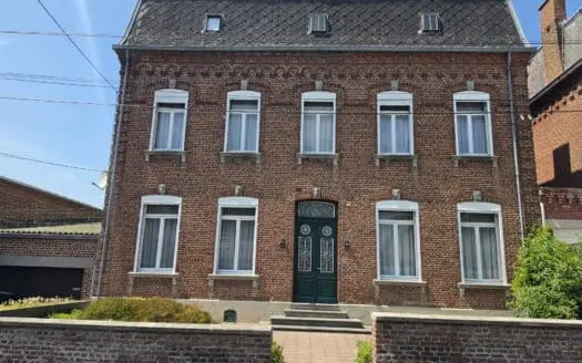 Maison À vendre 4 chambres 228 m²