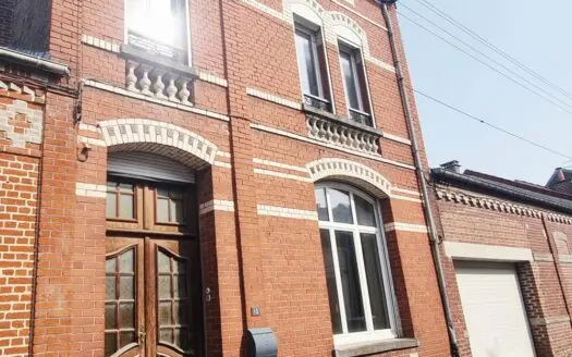 Maison À vendre 5 chambres 183 m²