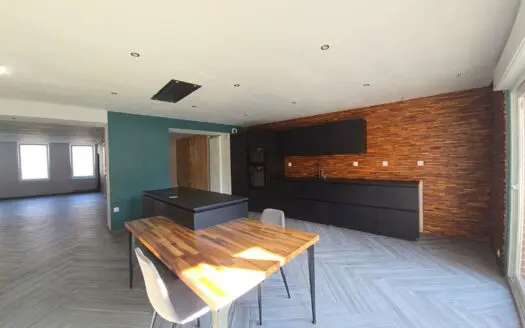 Maison À vendre 5 chambres 190 m²