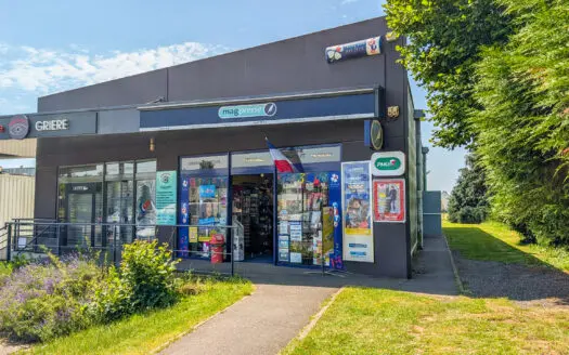 Commerce À vendre  115 m²