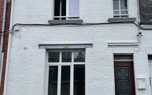 Maison À vendre  2 chambres 77 m²