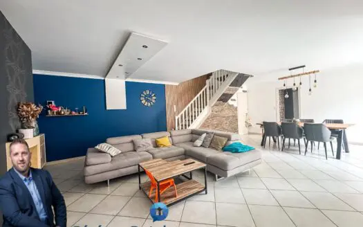 Maison À vendre  3 chambres 191 m²