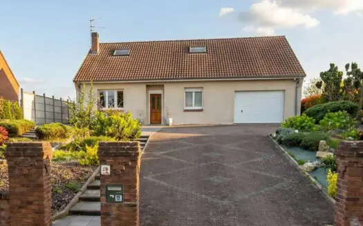 Maison À vendre  4 chambres 157 m²