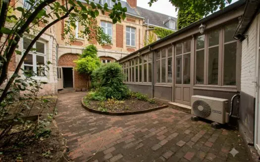 Maison À vendre 5 chambres 212 m²