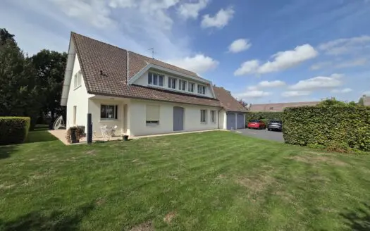 Maison À vendre 8 chambres 220 m²