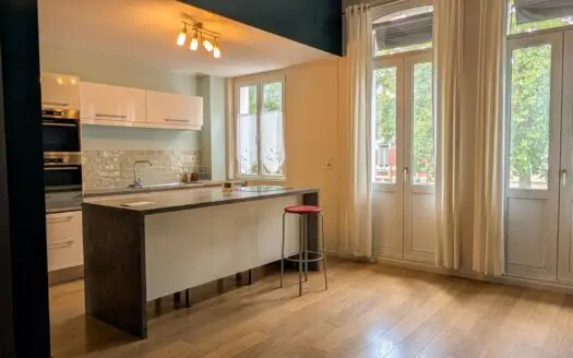 Appartement À vendre  4 chambres 119 m²