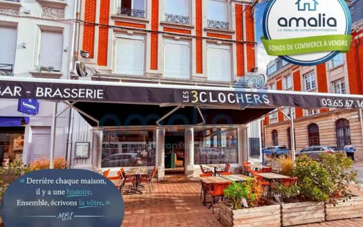 Commerce À vendre  144 m²
