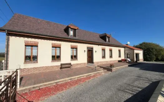 Maison À vendre  4 chambres 147 m²