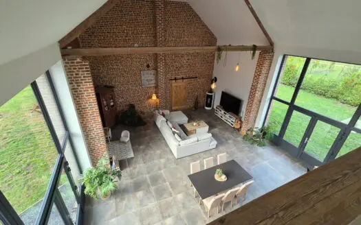 Maison À vendre  5 chambres 272 m²